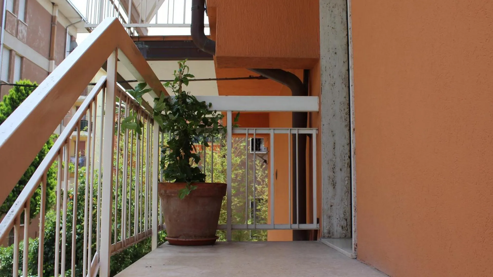 Appartamento Carducci contacts